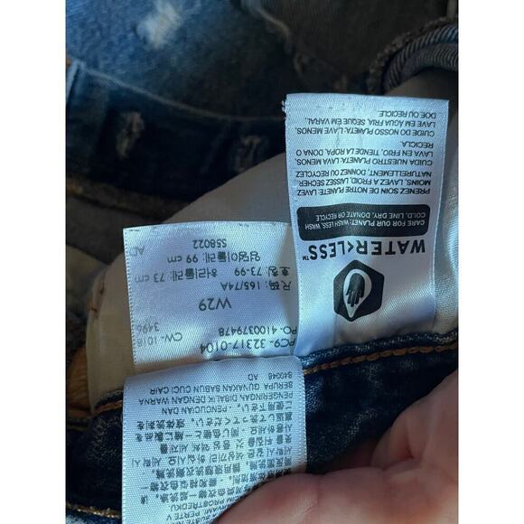 Levi's Women's Denim Cut off Shorts. Distressed. Button Fly. Size 29.Boho.summer - Picture 4 of 6